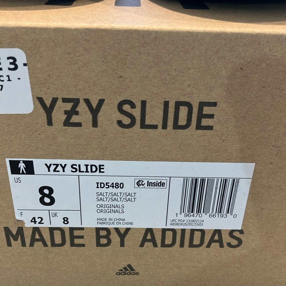 adidas Black Slippers with Comfortable Flat Sole and Minimalist Design - Picture 3 of 10